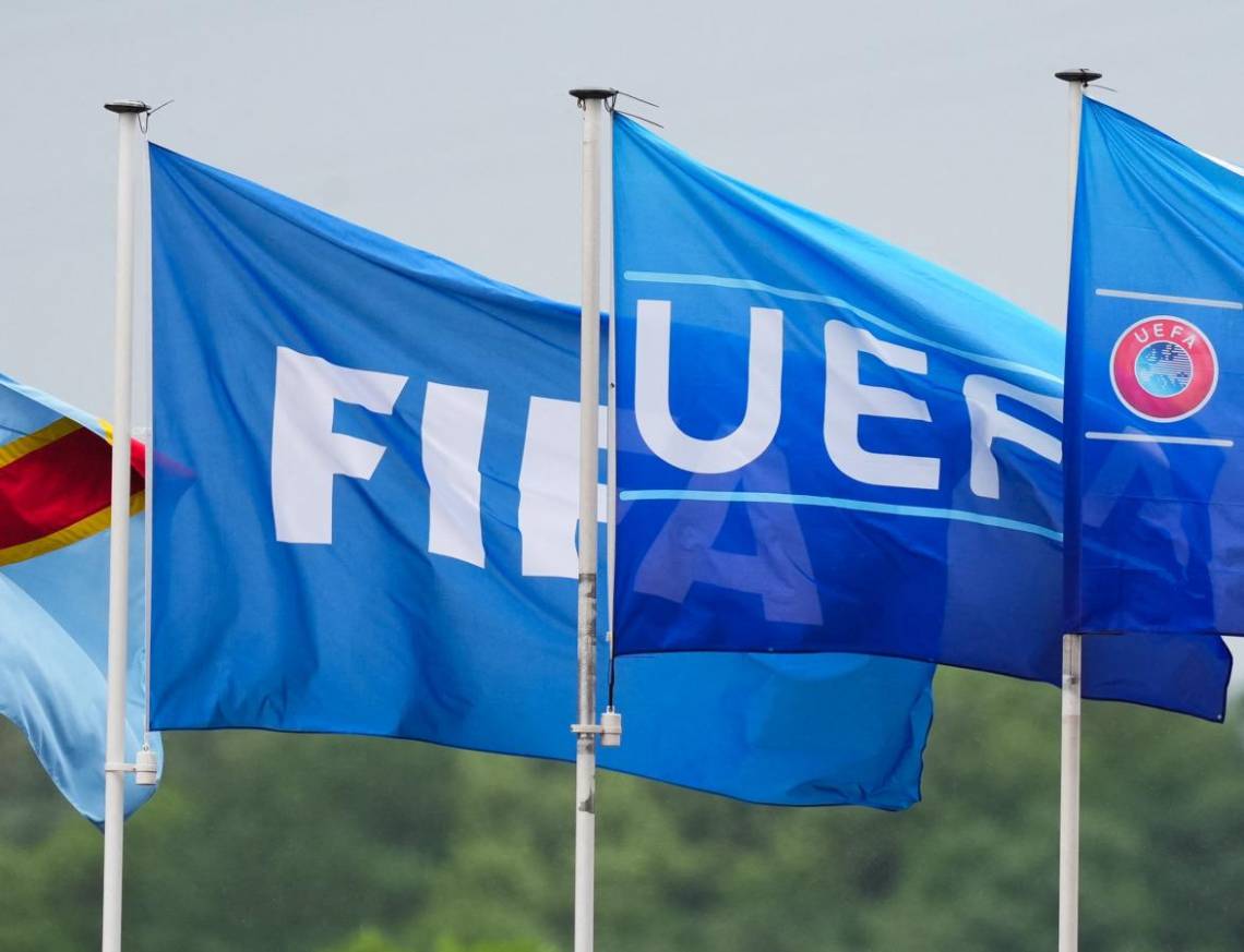 La UEFA se plantó ante la FIFA: advirtió que no jugará sus torneos si avanza el plan de privatización.