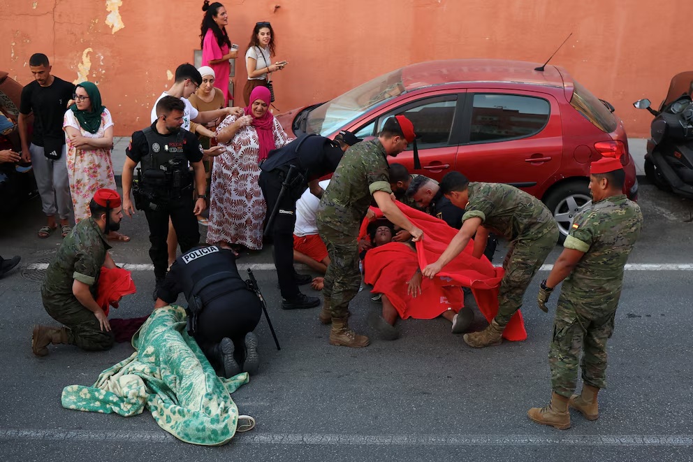Con 88 muertos, la crisis migratoria en Ceuta sigue escalando.