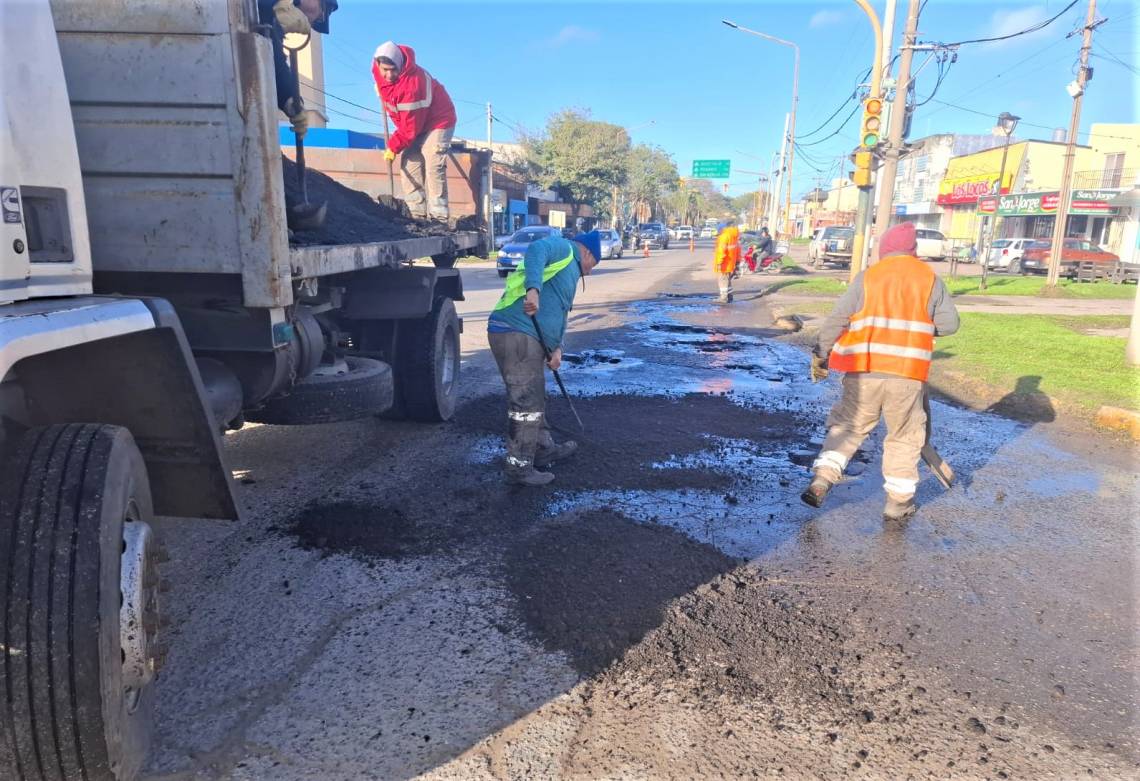 Vialiad Nacional informó tareas de bacheo en el cruce de las rutas nacionales 11 y 19, en nuesta ciudad.