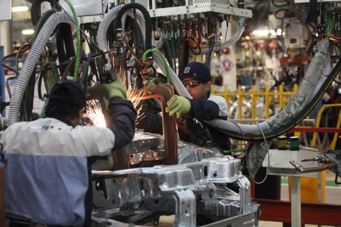 La industria volvió a mostrar señales de alarma en julio. (Crédito: La Nación)