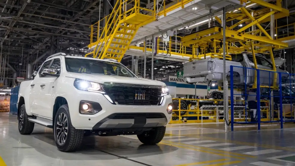 Stellantis detendrá la fabricación de la Fiat Titano y la RAM Dakota hasta enero.